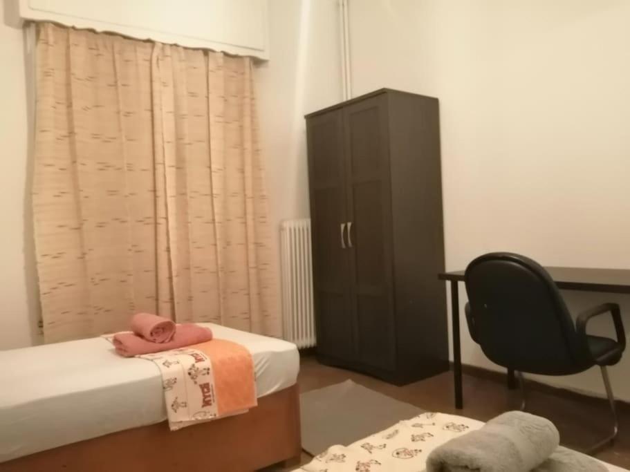 Ανακαινισμένο 8 Λεπτά Από Το Μετρό. Apartment Атина Екстериор снимка