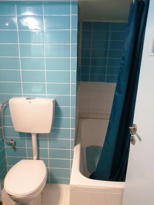 Ανακαινισμένο 8 Λεπτά Από Το Μετρό. Apartment Атина Екстериор снимка